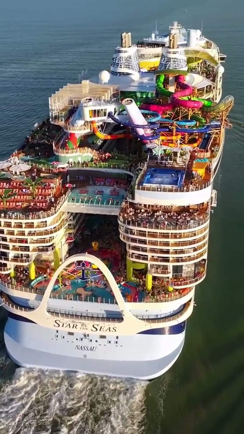 Star of the Seas at sea